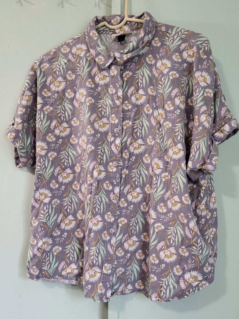 Universal Thread Lavender Floral Short-Sleeve Button-Up Shirt